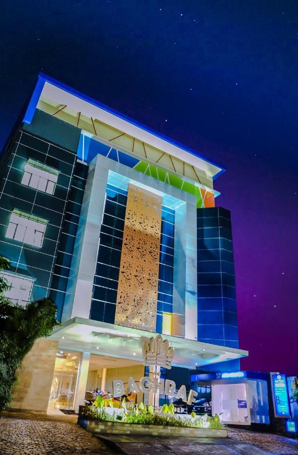 De Baghraf By Amithya Hotel Sumenep Bagian luar foto